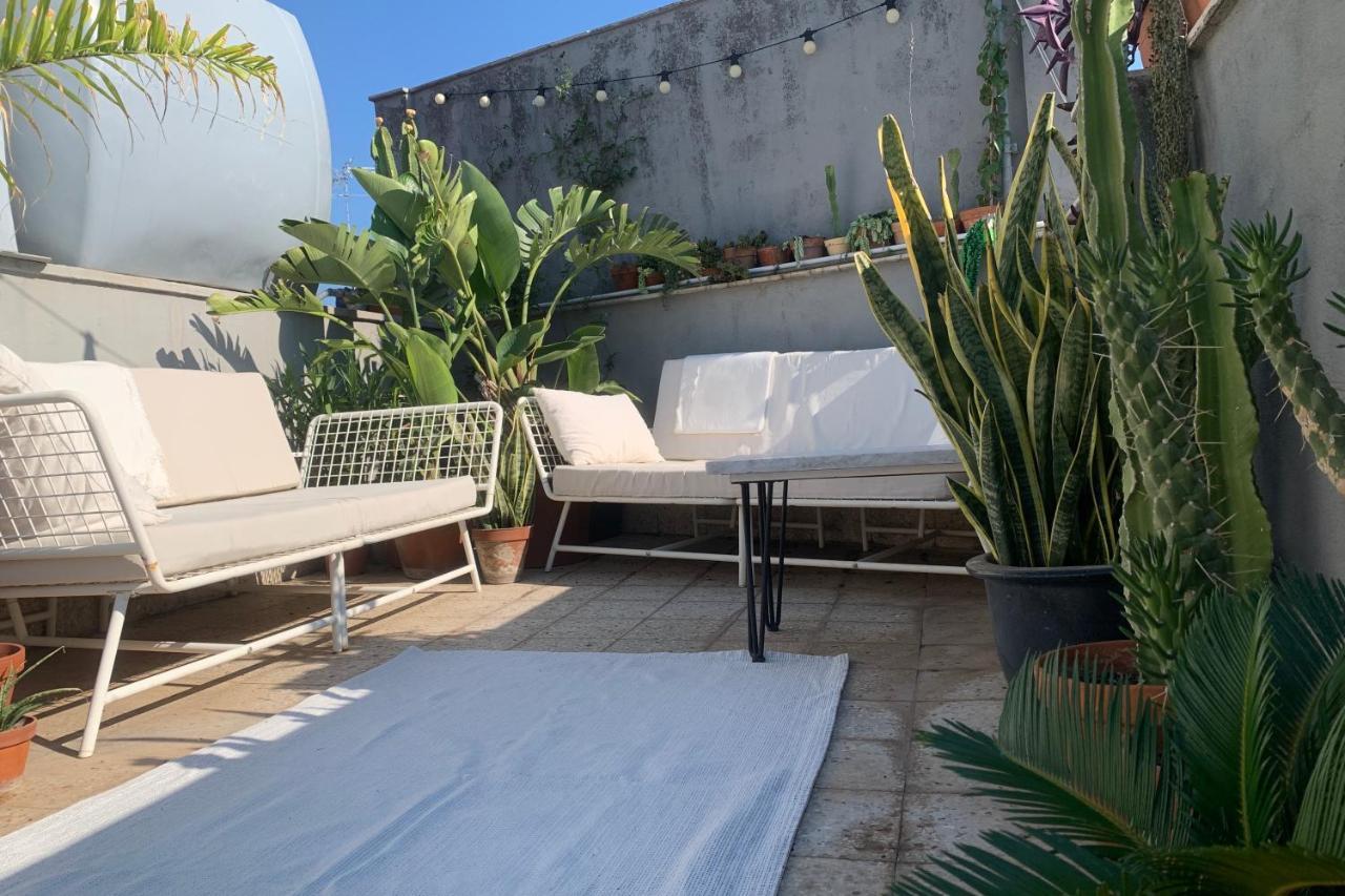 Homestay Rooftop Катания Экстерьер фото